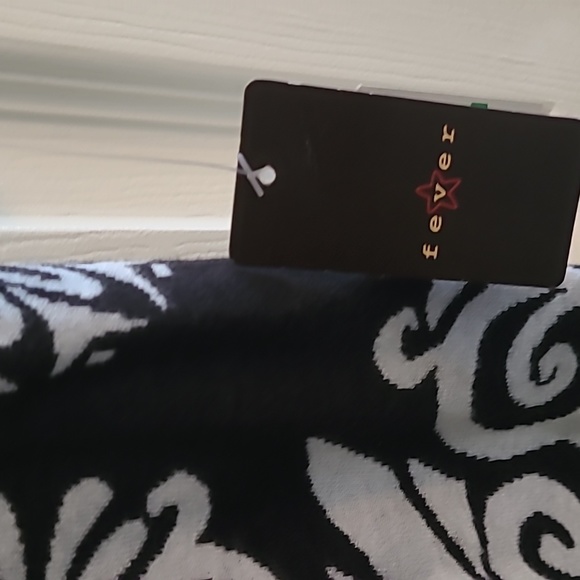 Fever top - Picture 7 of 9